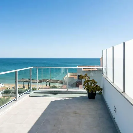 Oceanfront Penthouse * Albufeira