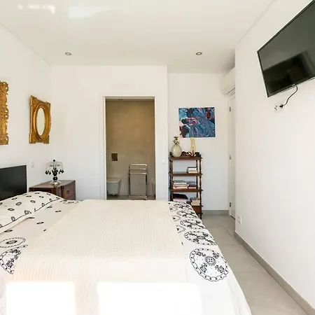 Oceanfront Penthouse * Albufeira
