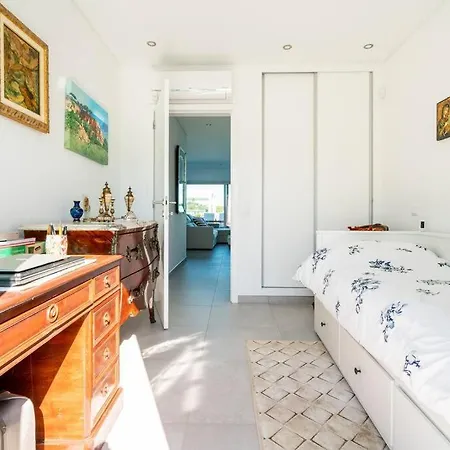 Oceanfront Penthouse * Albufeira