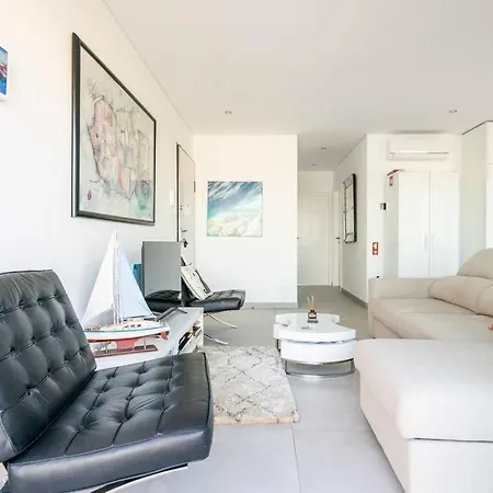 Apartment Oceanfront Penthouse *