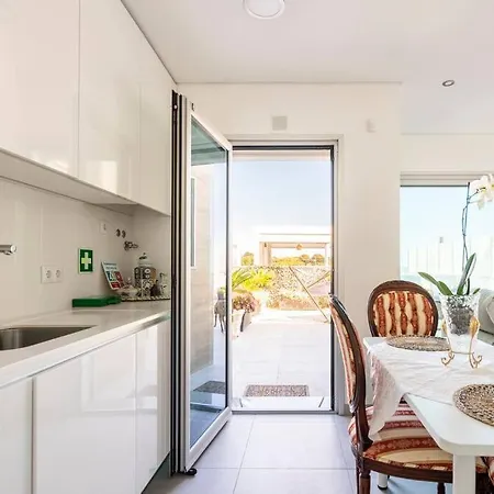 Apartment Oceanfront Penthouse *
